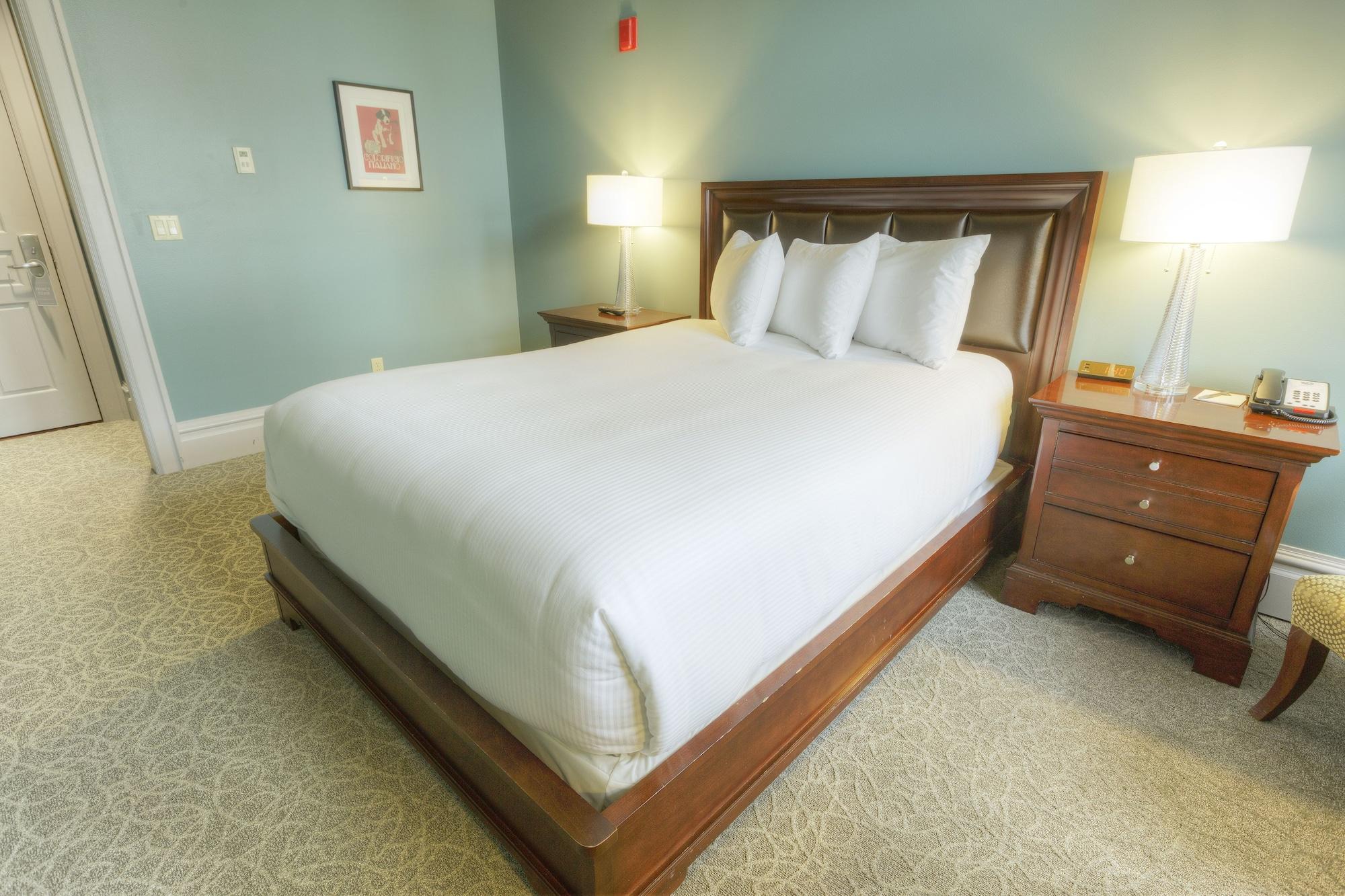 Montvale Hotel 3*